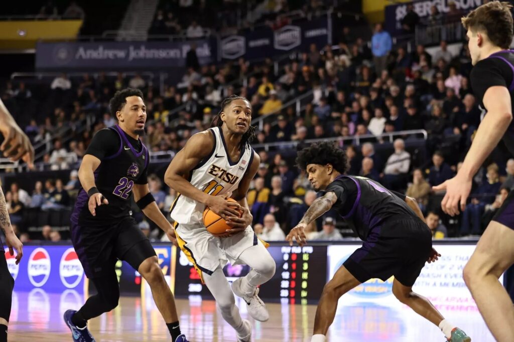 Zaraz Rasib Buccaneers men’s basketball narrowly falls to Western Carolina | East ...